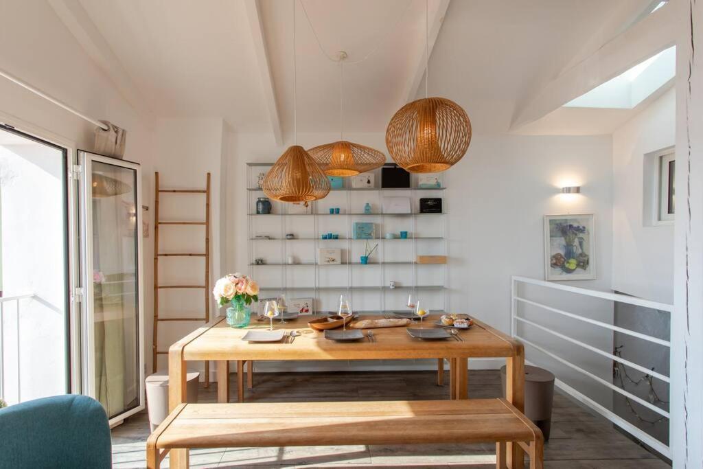 #40 Bright Sea View Suite For 6 2Mins Walk Port & Sea Villefranche-sur-Mer Extérieur photo