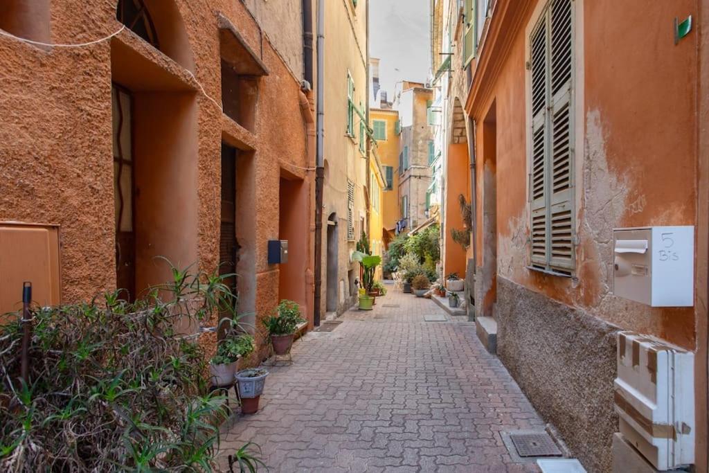 #40 Bright Sea View Suite For 6 2Mins Walk Port & Sea Villefranche-sur-Mer Extérieur photo